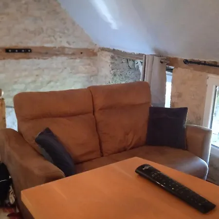 Loft Vintage Avec Cuisine Integree Apartment Pouilly-en-Auxois Exterior photo